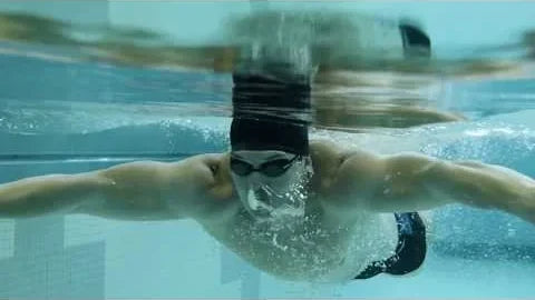 Destro Swim Towerビデオ